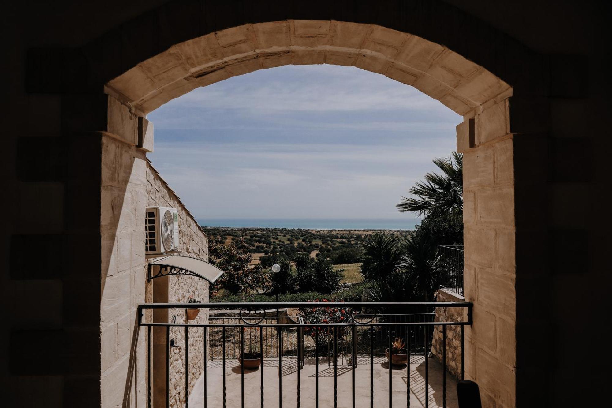 Balcone Mediterraneo - Donnalucata & Marina Di Ragusa Dış mekan fotoğraf